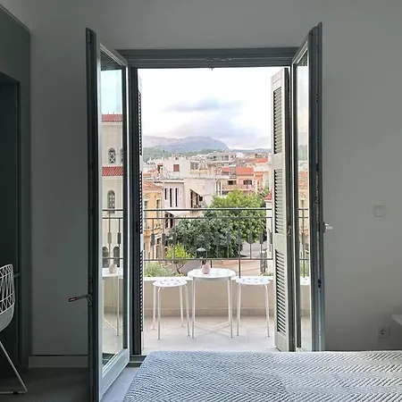 The Met 3, Elegant Centrally In Rethymno! アパート