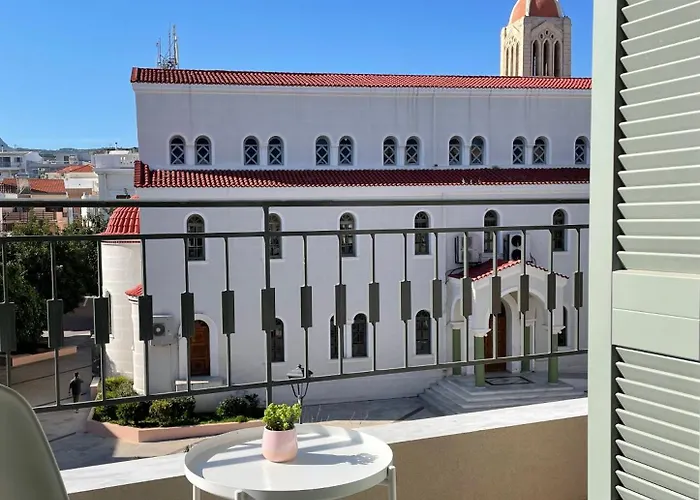 The Met 3, Elegant Centrally In Rethymno! Апартаменты Ретимно