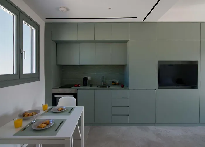 The Met 3, Elegant Centrally In Rethymno! *